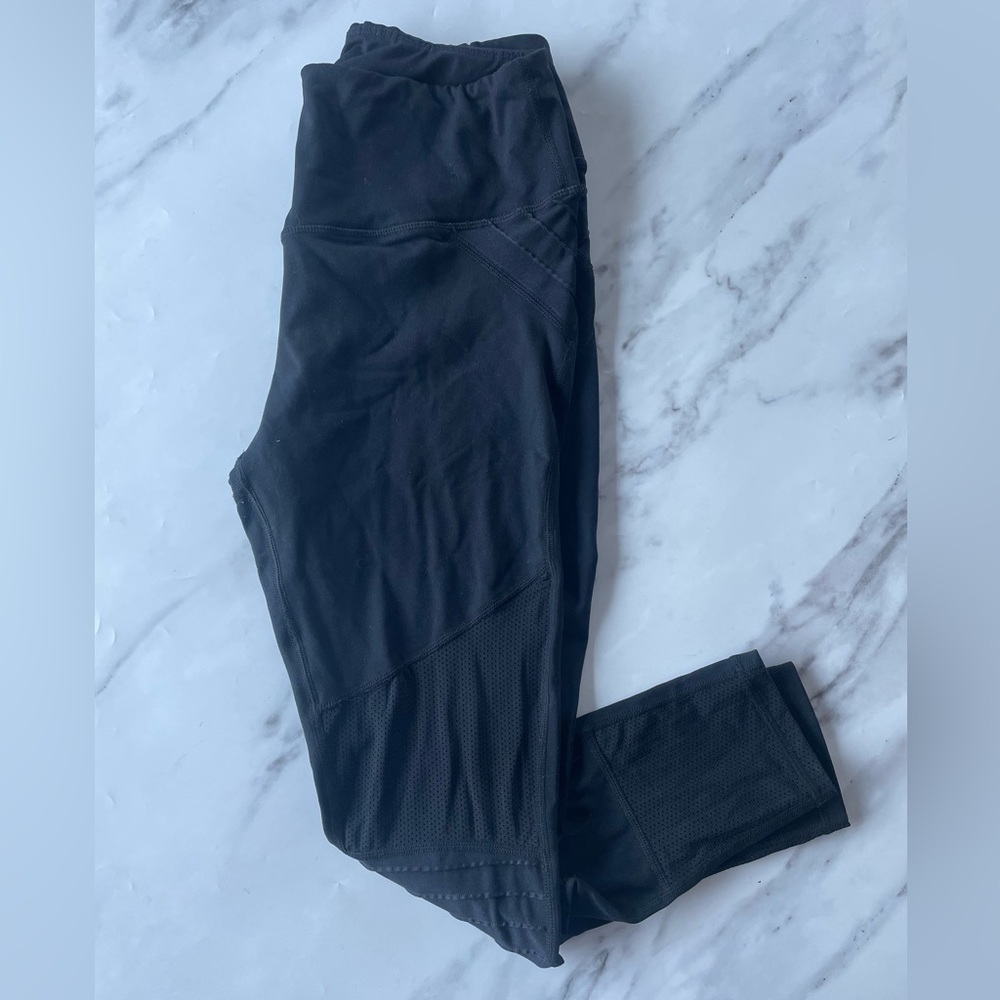 Born Primitive workout leggings